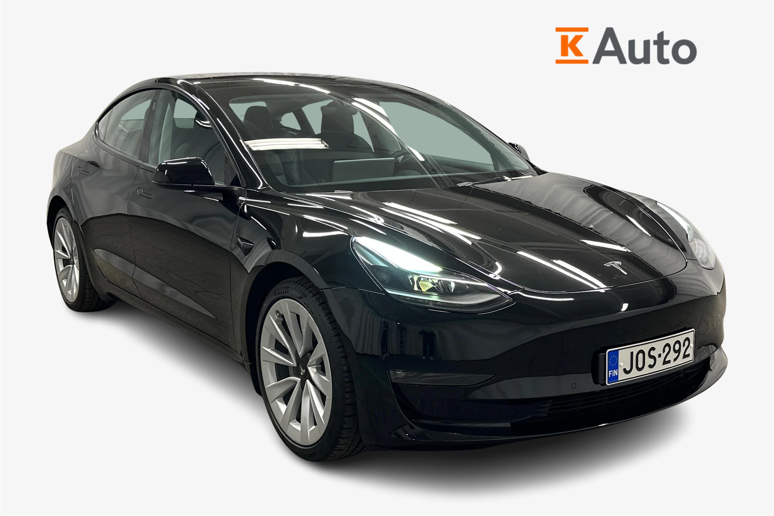 musta Tesla Model 3 2022 kuva 1.