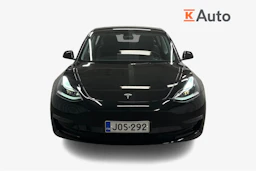 musta Tesla Model 3 2022 kuva 5.