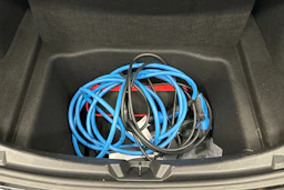 musta Tesla Model 3 2022 kuva 37.