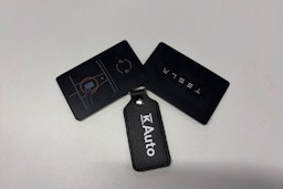 sininen Tesla Model 3 2022 kuva 24.