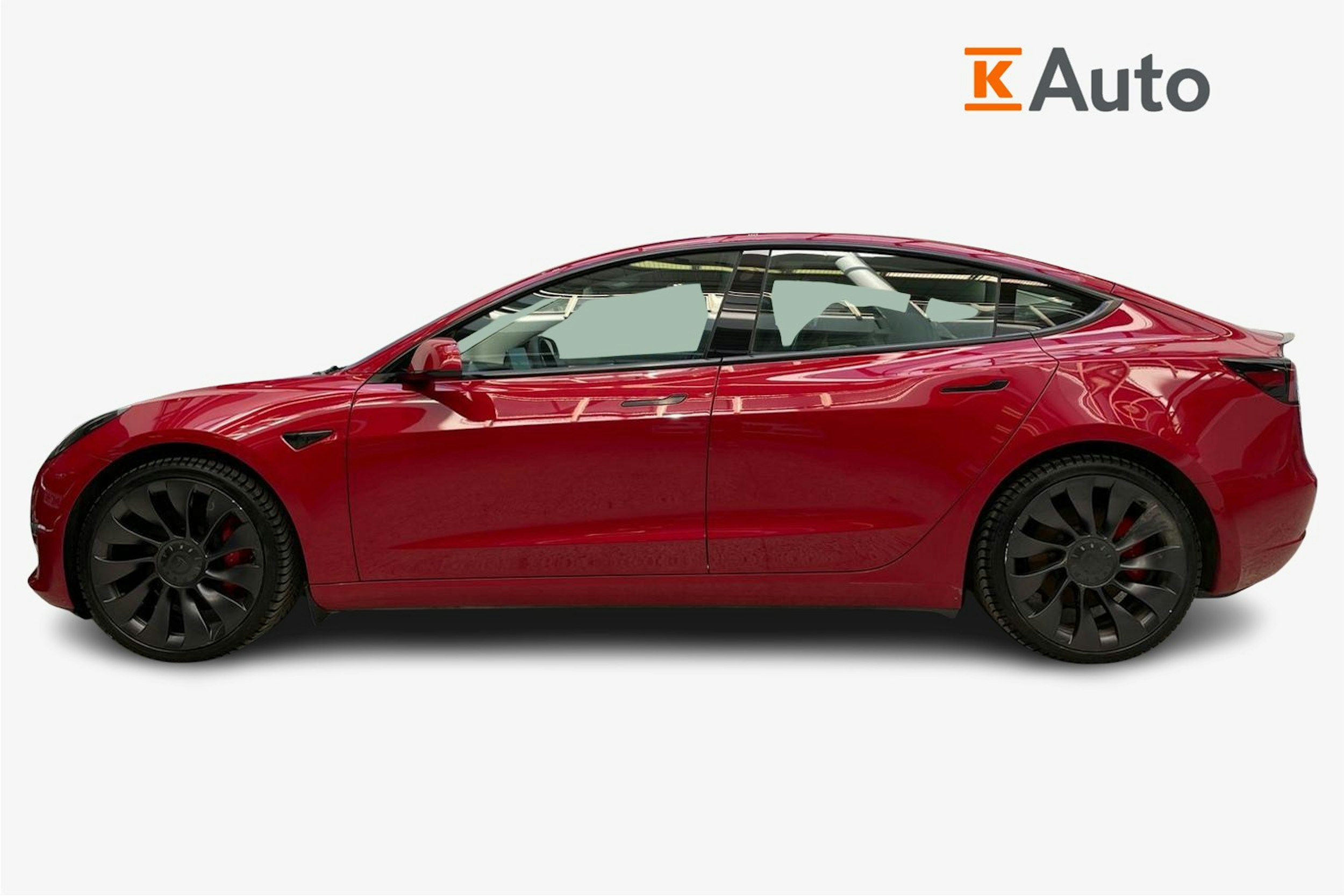 Punainen Tesla Model 3 2022 kuva 6.