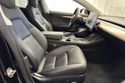 met. musta Tesla Model 3 2022 kuva 10.