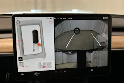 met. musta Tesla Model 3 2022 kuva 14.