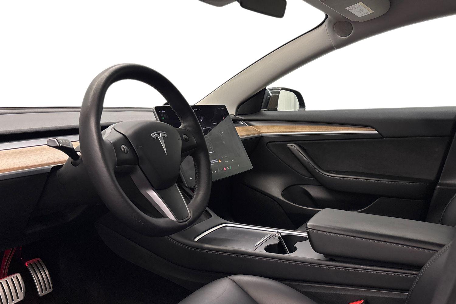 Tesla Model 3 Performance 2022, photo 6/26