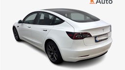 met. valkoinen Tesla Model 3 2023 kuva 2.