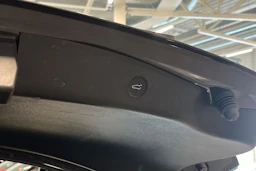 harmaa Tesla Model 3 2023 kuva 29.