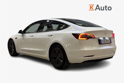 valkoinen Tesla Model 3 2023 kuva 2.