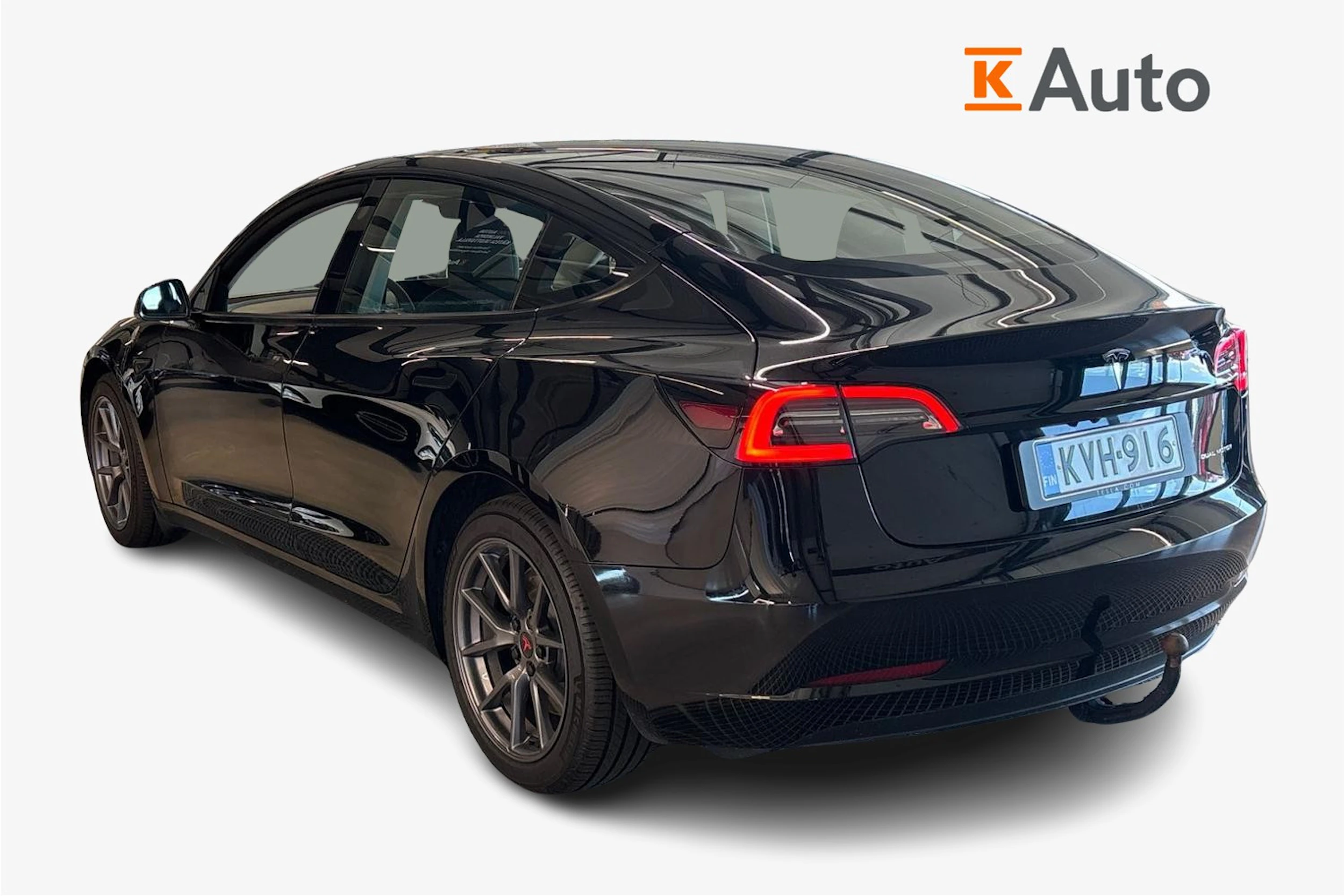 musta Tesla Model 3 2023 kuva 2.