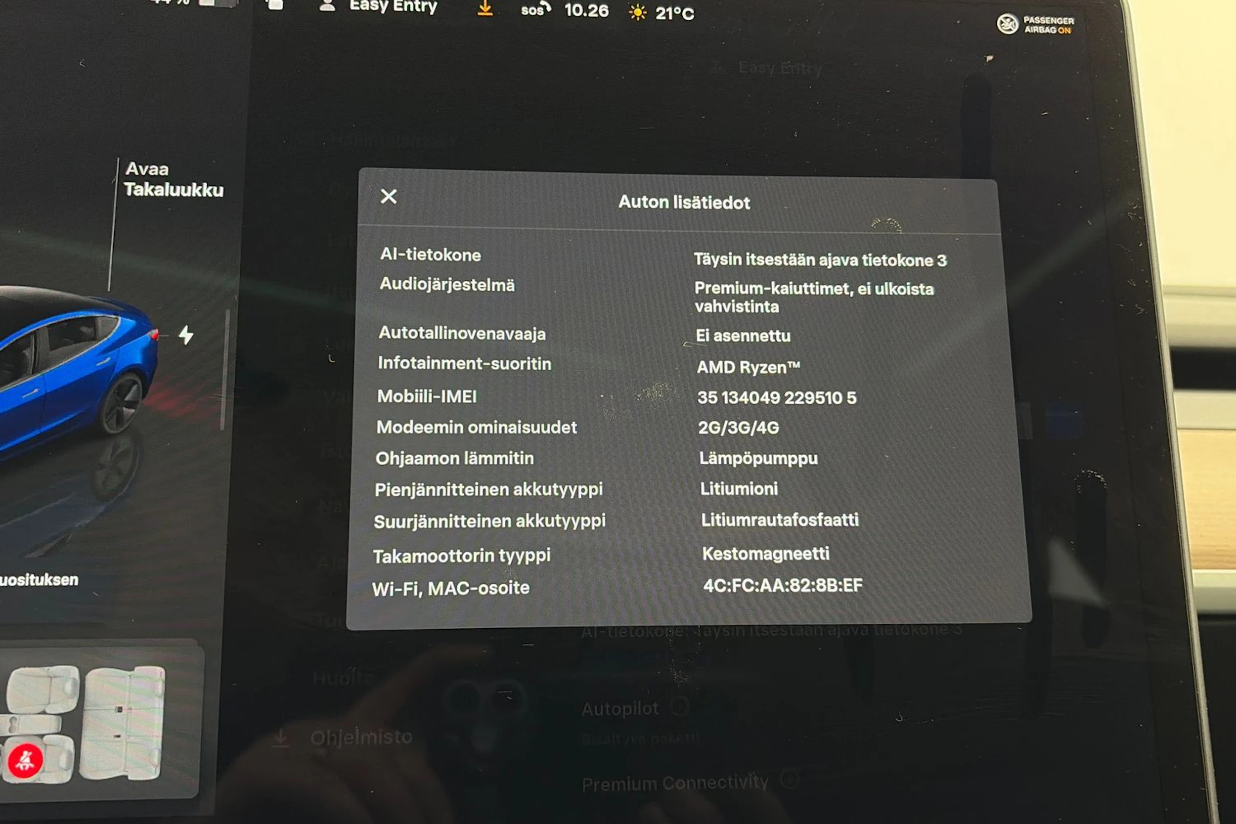 sininen Tesla Model 3 2023 kuva 25.