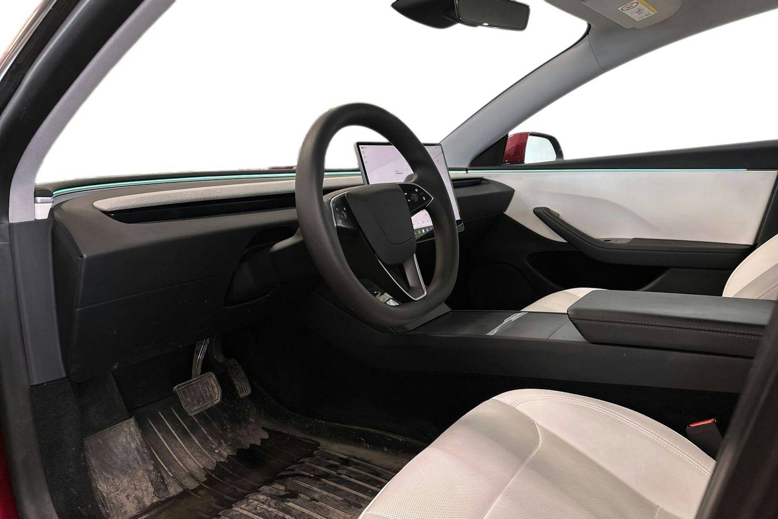 met. monivär. Tesla Model 3 2024 kuva 3.