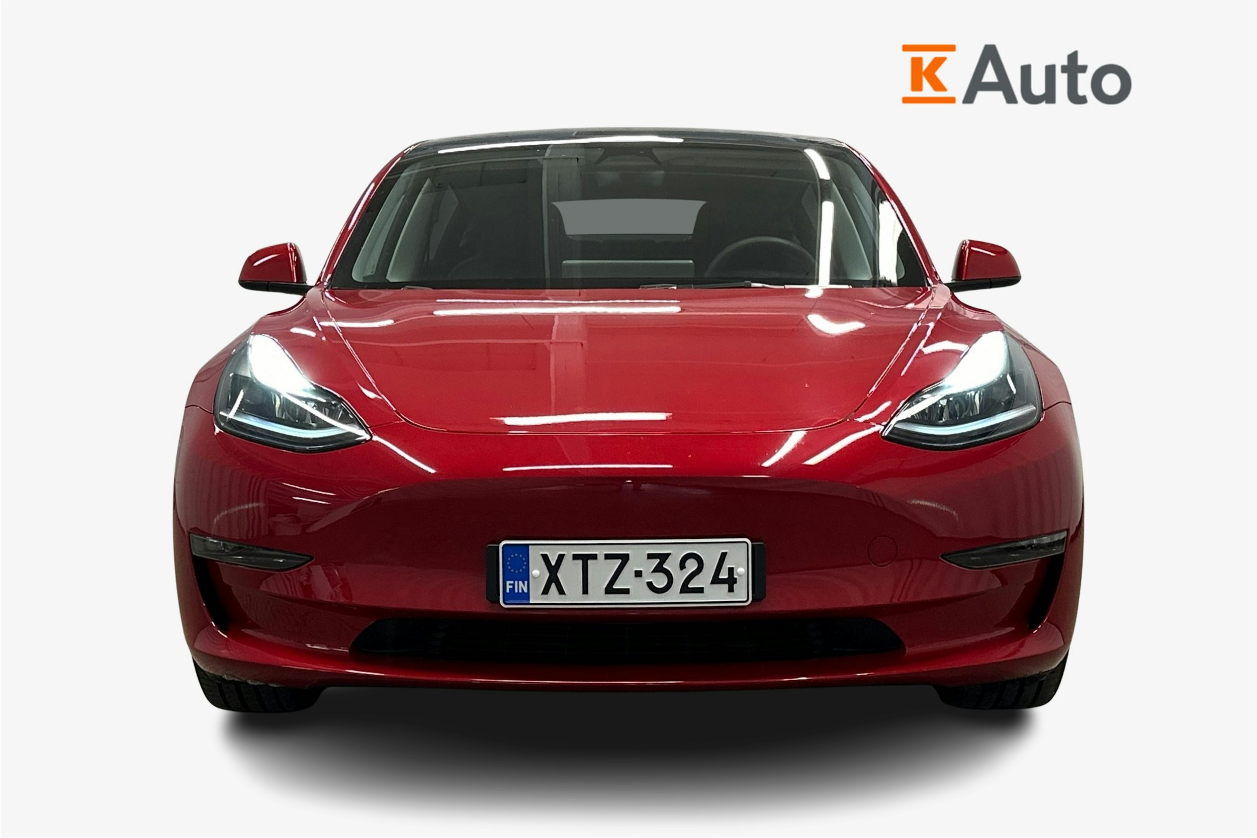 punainen Tesla Model 3 2023 kuva 4.
