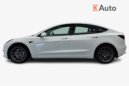 oranssi Tesla Model 3 2023 kuva 7.