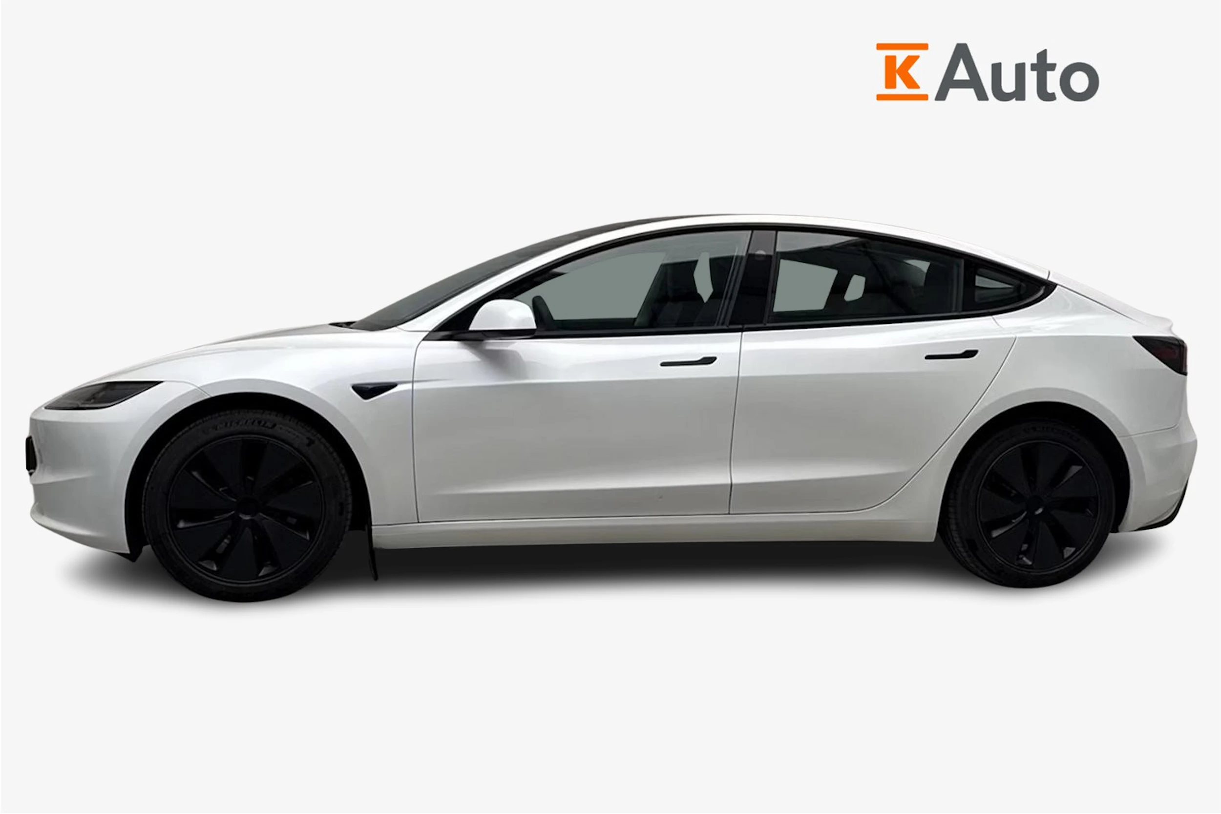 met. valkoinen Tesla Model 3 2024 kuva 4.