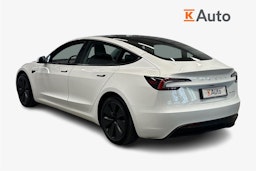 valkoinen Tesla Model 3 2024 kuva 2.