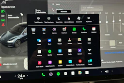 harmaa Tesla Model 3 2024 kuva 19.