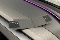 musta Tesla Model 3 2024 kuva 29.