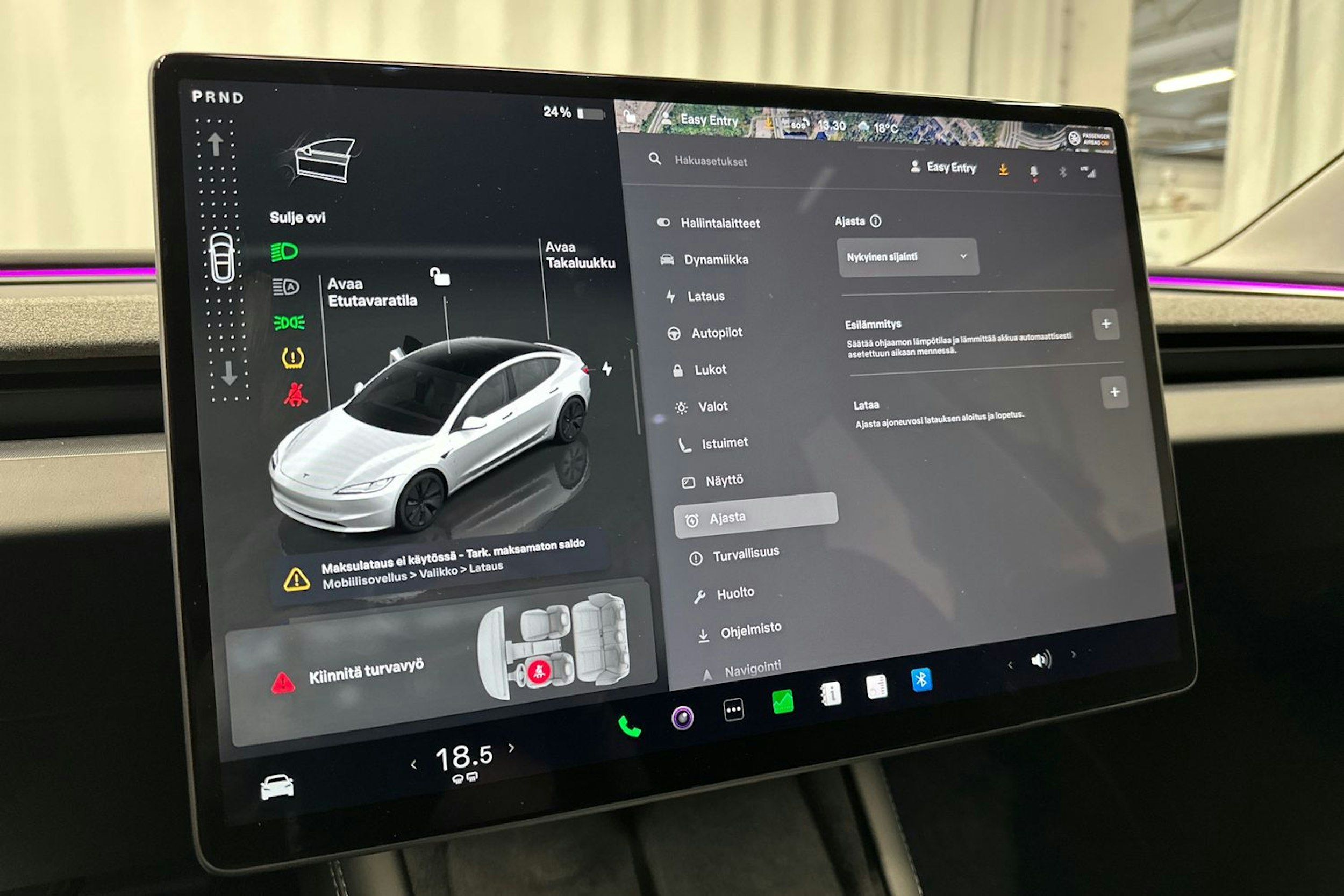 valkoinen Tesla Model 3 2024 kuva 36.