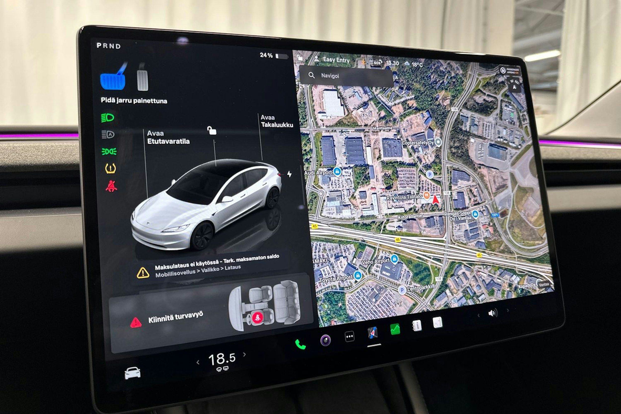 valkoinen Tesla Model 3 2024 kuva 37.