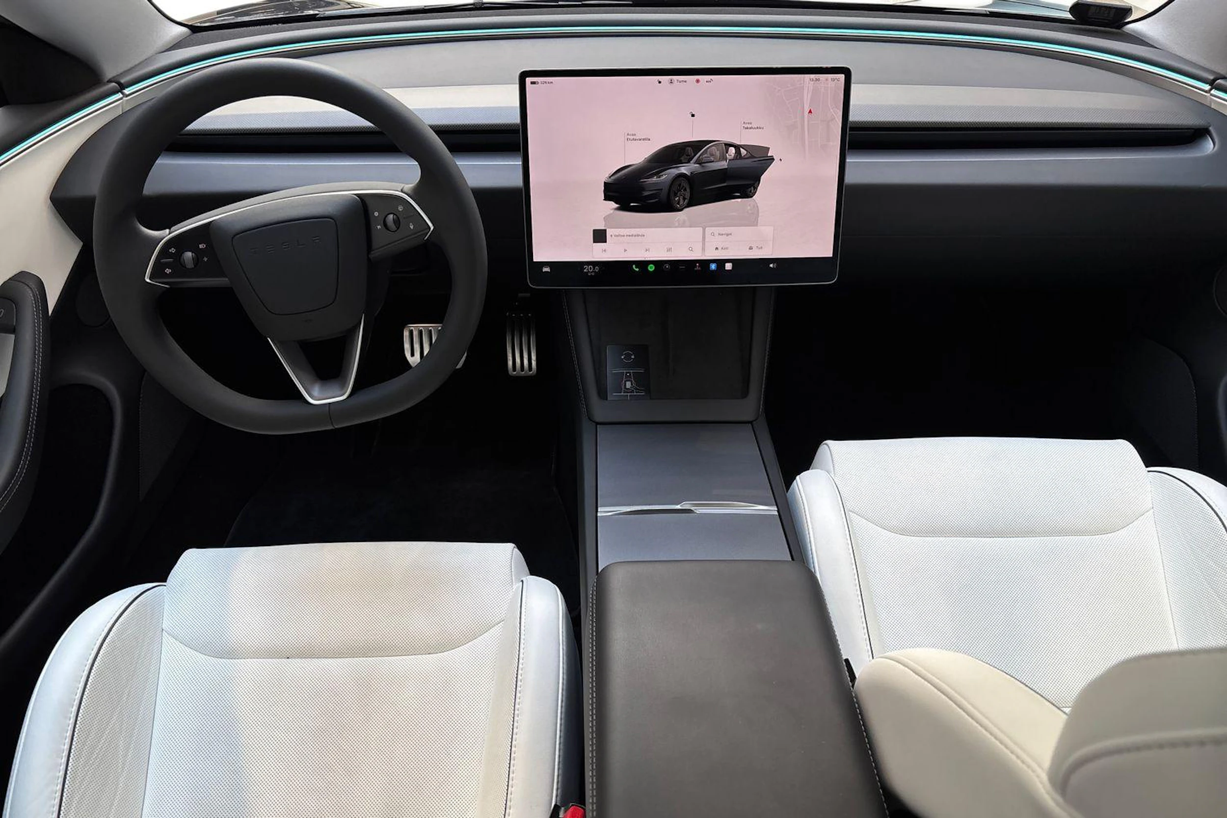 harmaa Tesla Model 3 2024 kuva 7.