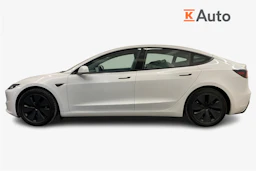 Valkoinen Tesla Model 3 2024 kuva 5.
