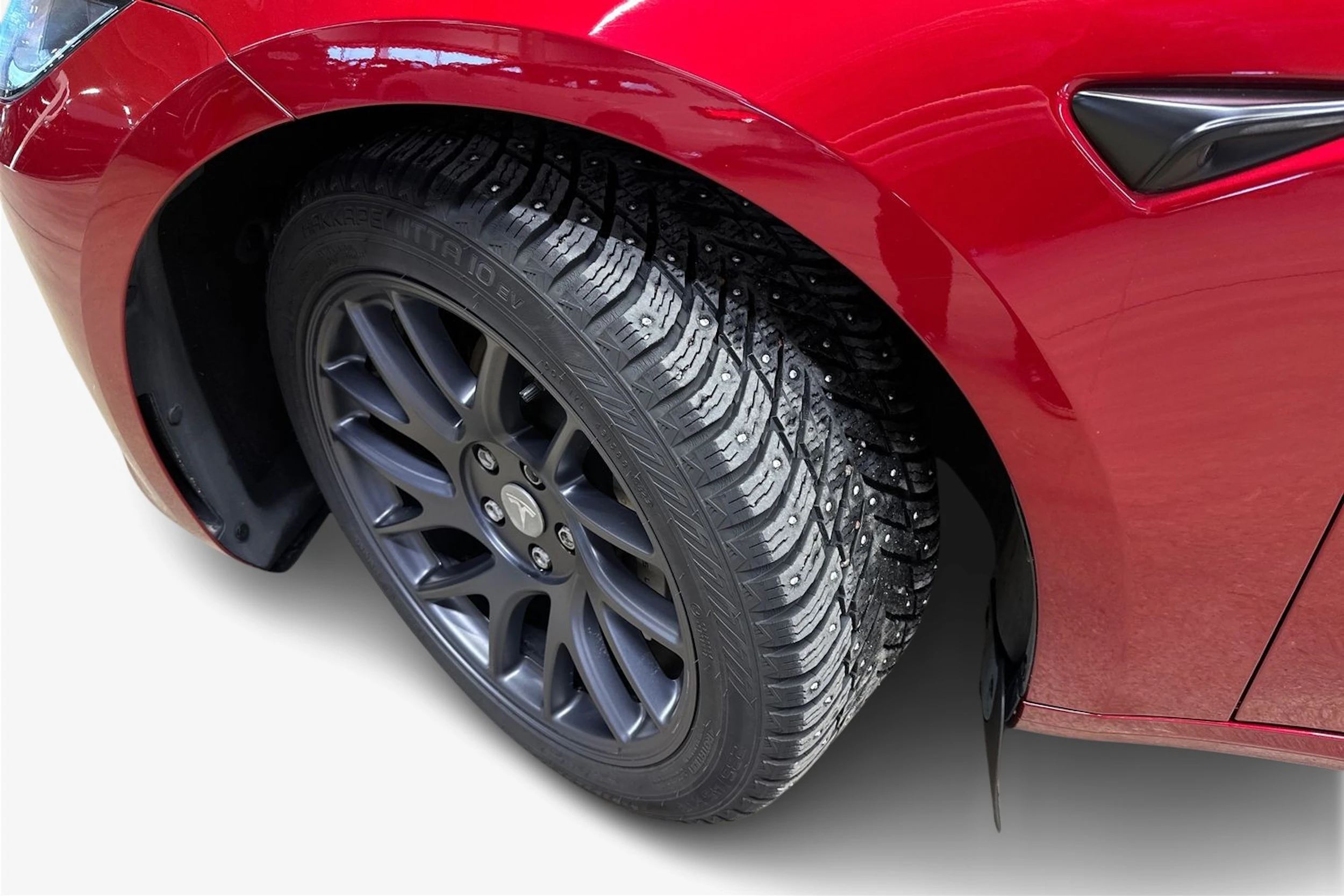 met. monivär. Tesla Model 3 2024 kuva 9.