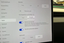 met. monivär. Tesla Model 3 2024 kuva 21.