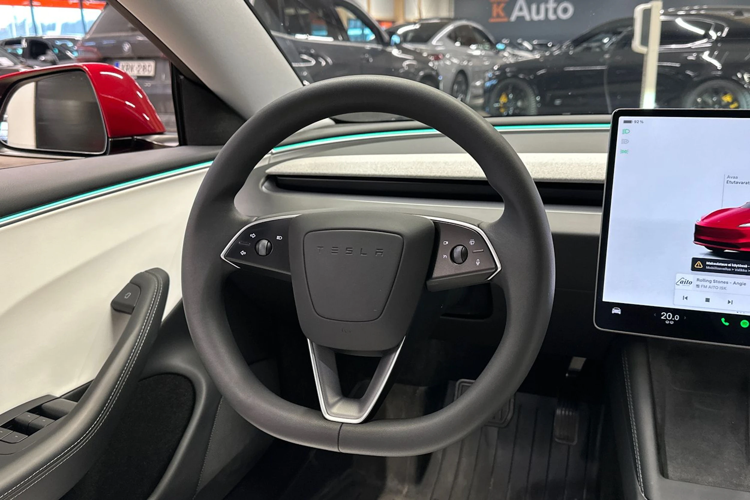 met. monivär. Tesla Model 3 2024 kuva 25.