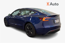 sininen Tesla Model 3 2024 kuva 2.