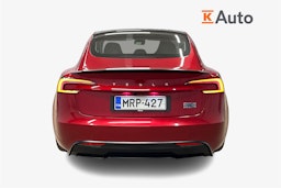 punainen Tesla Model 3 2024 kuva 3.