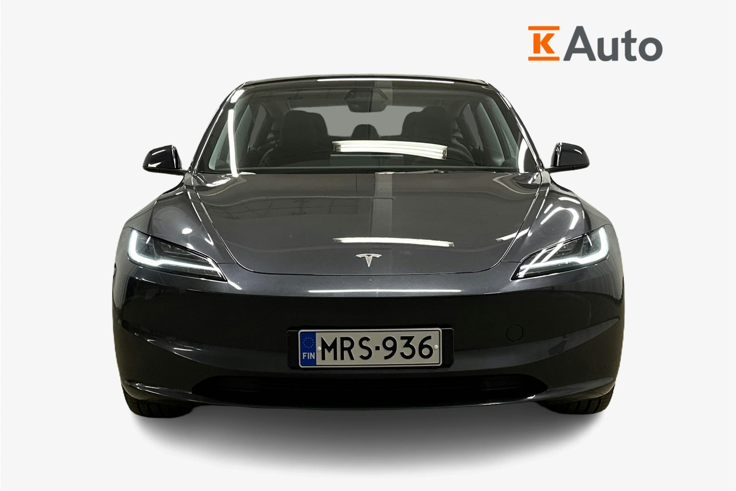 harmaa Tesla Model 3 2024 kuva 5.