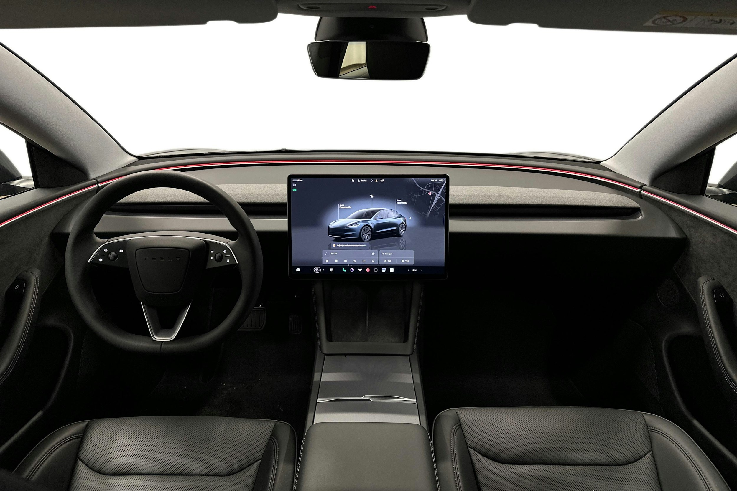 harmaa Tesla Model 3 2024 kuva 9.