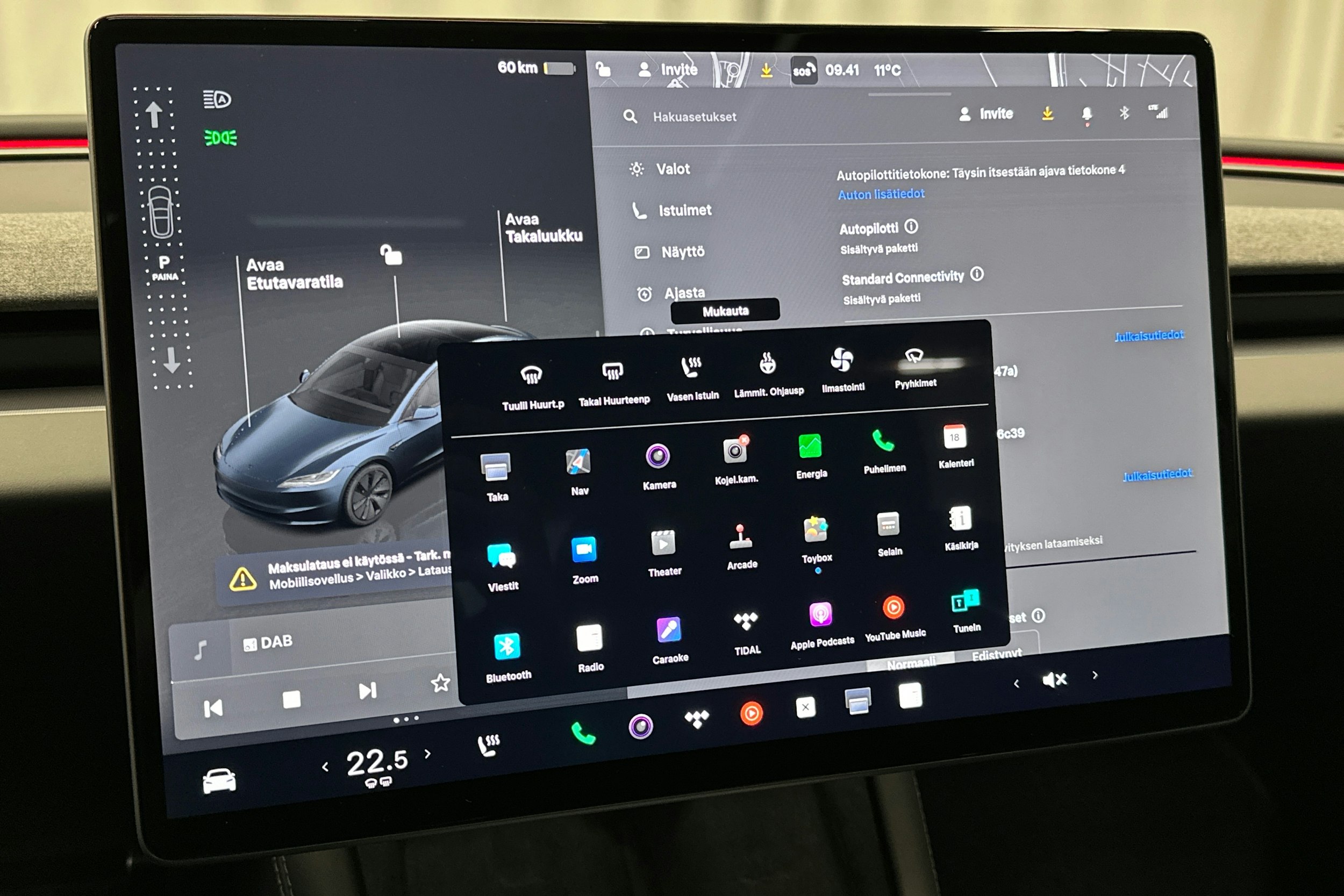 harmaa Tesla Model 3 2024 kuva 29.