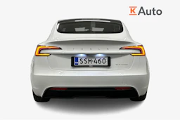 valkoinen Tesla Model 3 2024 kuva 4.
