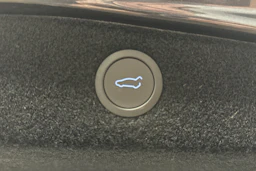 harmaa Tesla Model 3 2024 kuva 12.