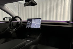 harmaa Tesla Model 3 2024 kuva 33.