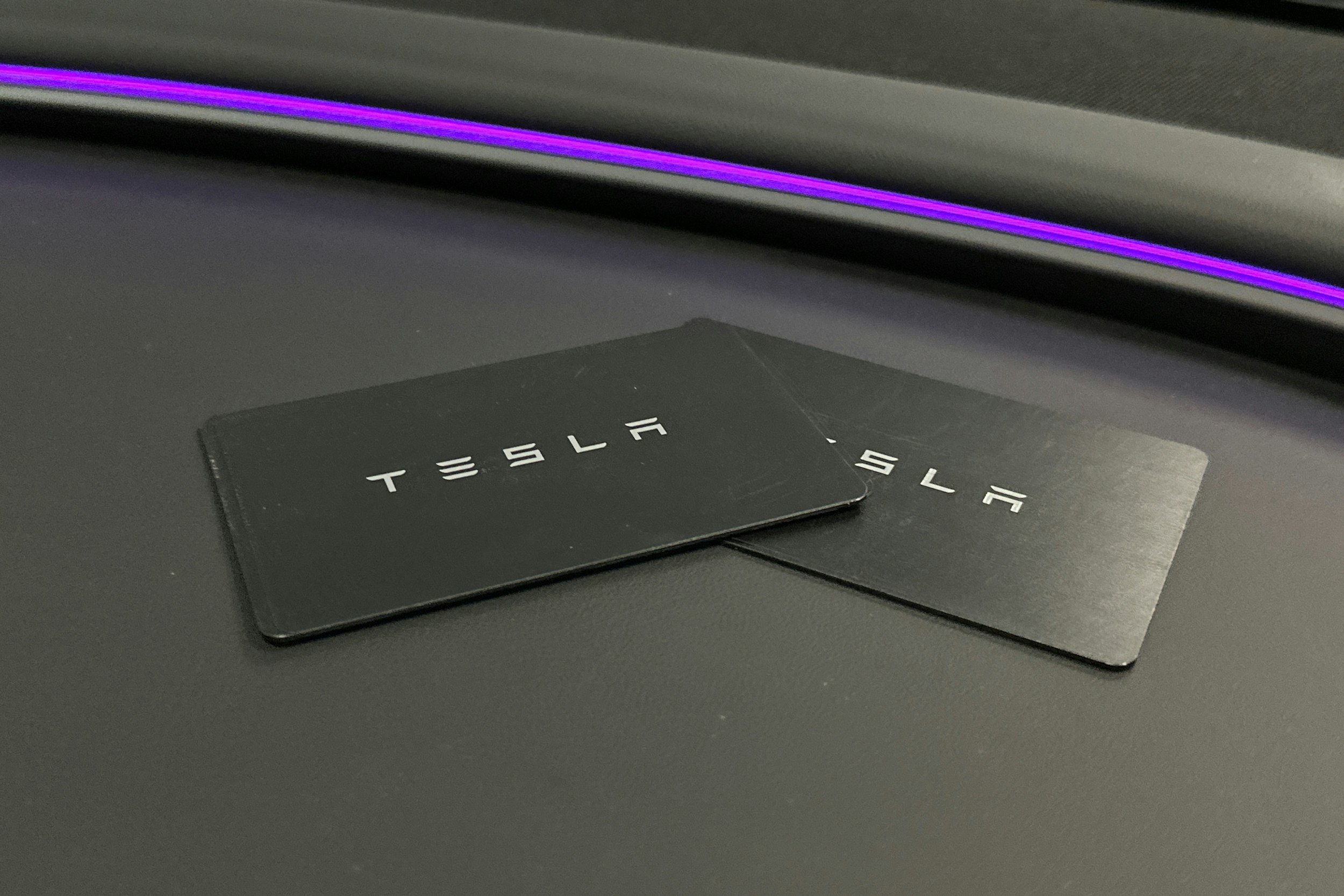harmaa Tesla Model 3 2024 kuva 34.