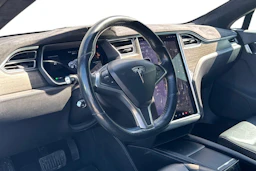 harmaa Tesla Model S 2015 kuva 3.
