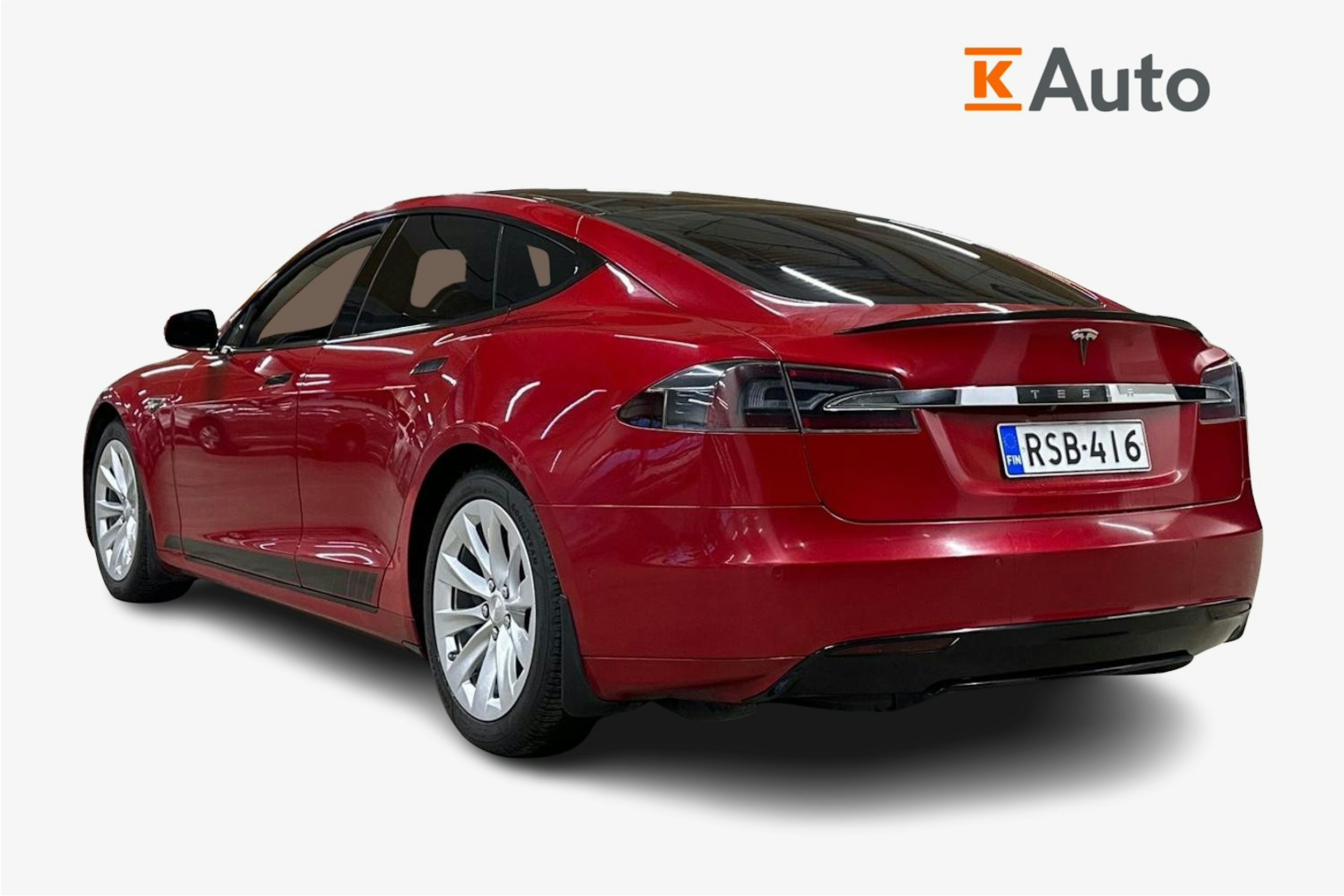 punainen Tesla Model S 2015 kuva 2.