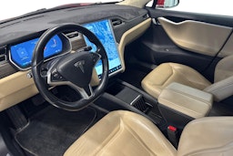 punainen Tesla Model S 2016 kuva 7.