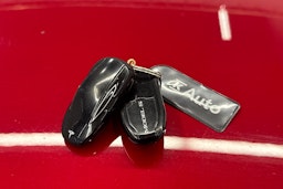 punainen Tesla Model S 2016 kuva 31.