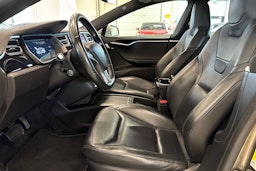 harmaa Tesla Model S 2016 kuva 16.