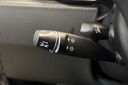 harmaa Tesla Model S 2016 kuva 21.