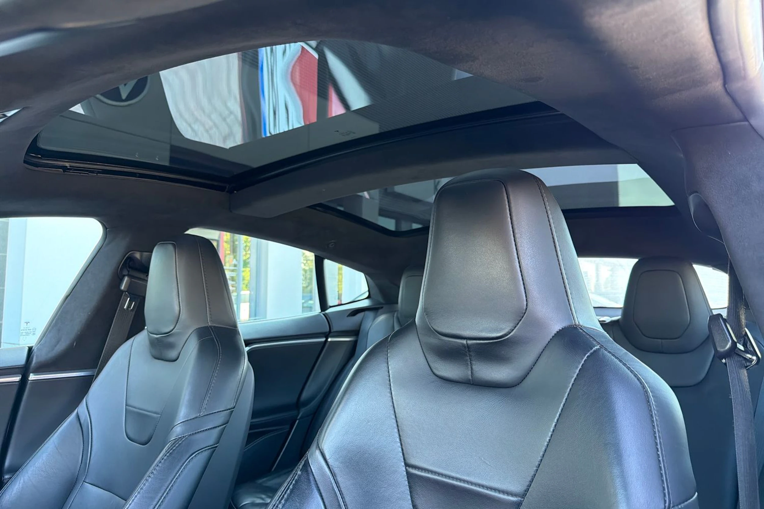 harmaa Tesla Model S 2016 kuva 6.