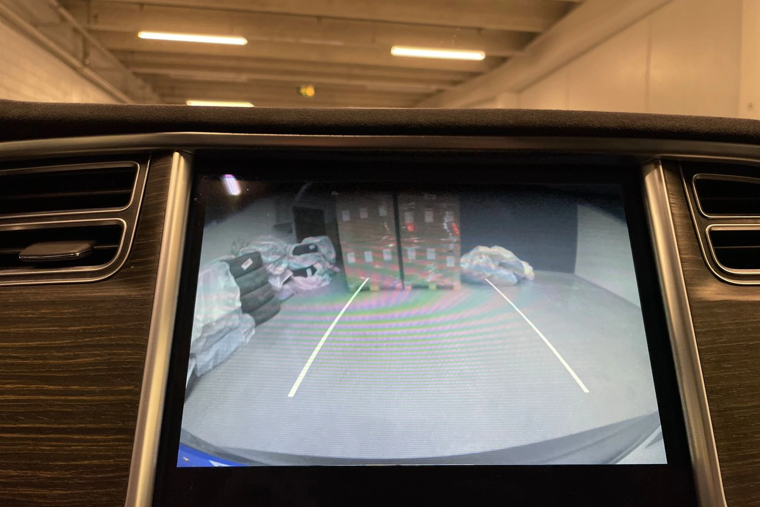 ruskea (beige) Tesla Model S 2016 kuva 15.