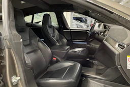 ruskea (beige) Tesla Model S 2016 kuva 22.