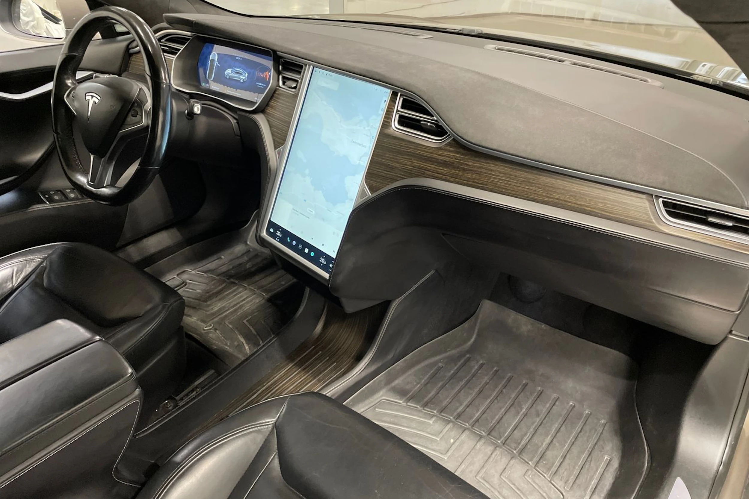 ruskea (beige) Tesla Model S 2016 kuva 23.