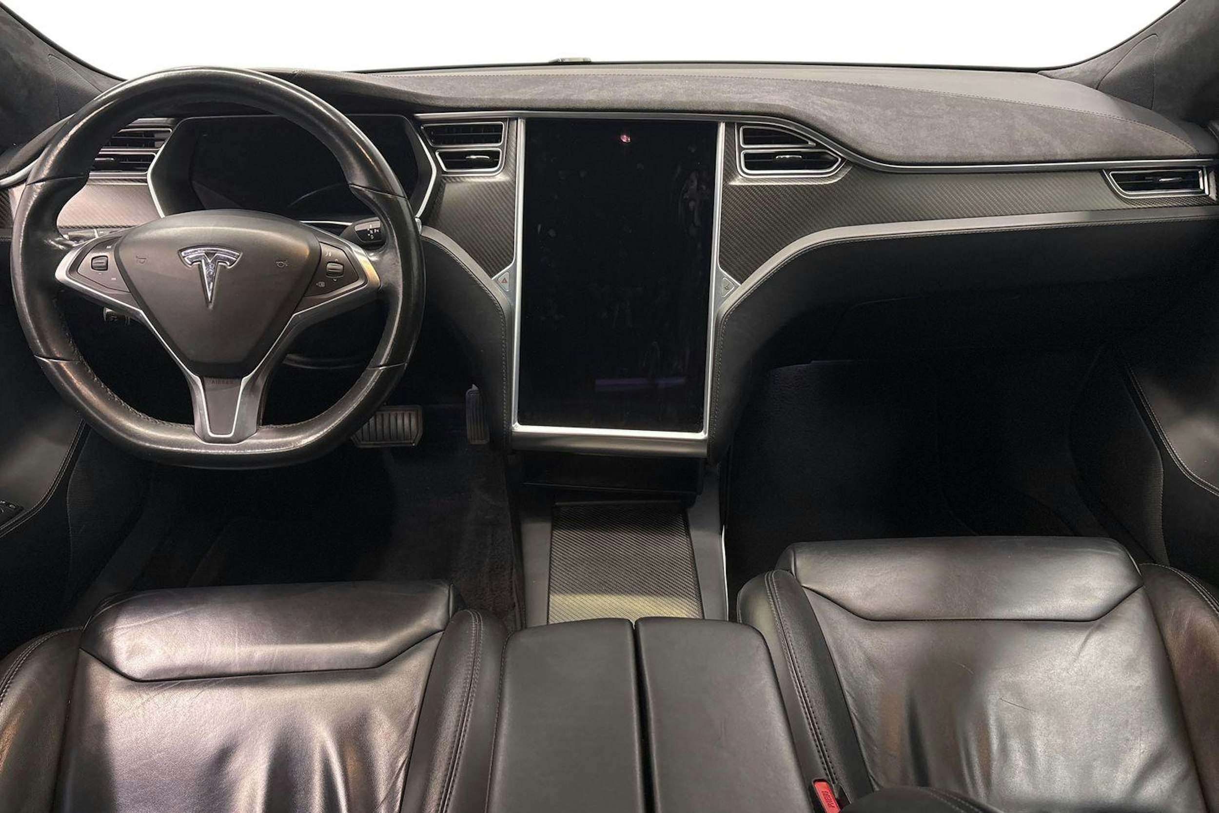 musta Tesla Model S 2017 kuva 9.