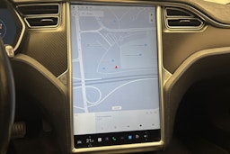 musta Tesla Model S 2017 kuva 23.
