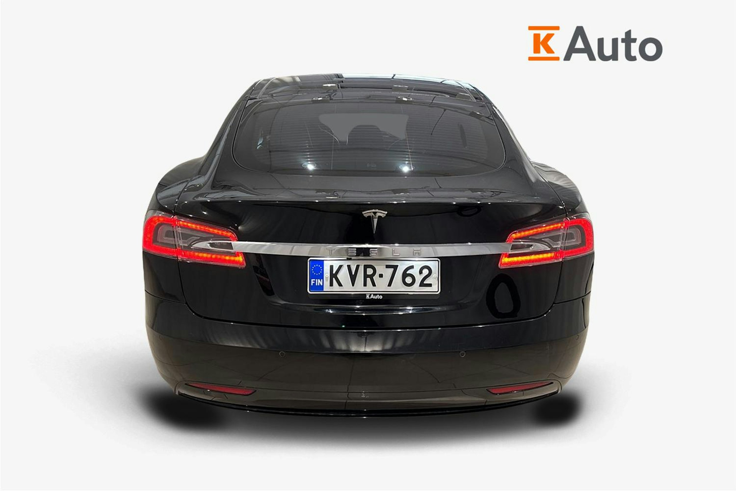 musta Tesla Model S 2017 kuva 3.