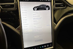 musta Tesla Model S 2017 kuva 16.